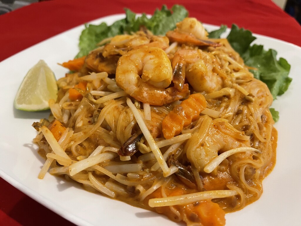 Pad Thai Peanut Delight